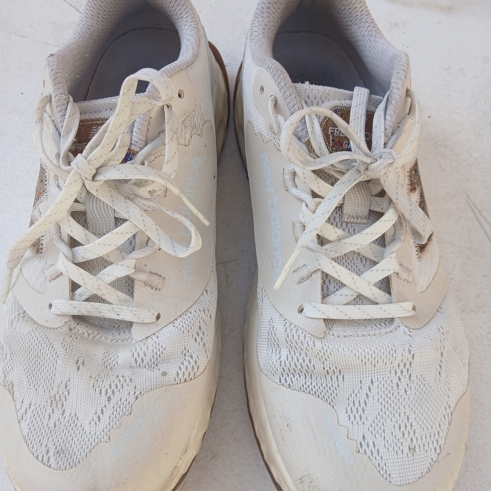 New Balance White Sneakers - Picture 7 of 8